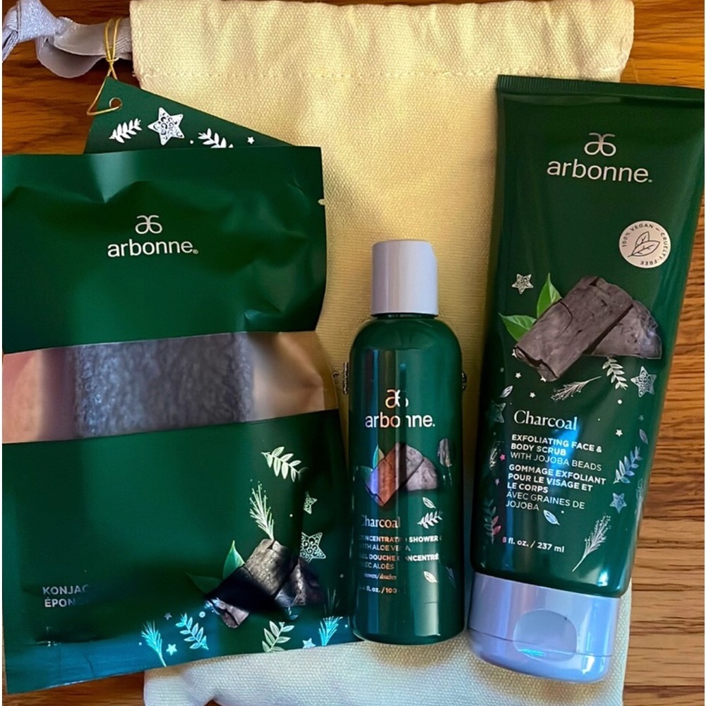 Arbonne Charcoal Cleansing 3 Piece Gift Set w/Bag Sponge Face Body Scrub NEW